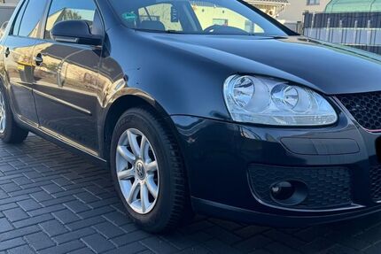 VW Golf 95.500 km 4.700 &euro; Cottbus 03051