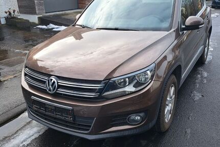 VW Tiguan 186.000 km 8.800 &euro; Schwebheim 97525