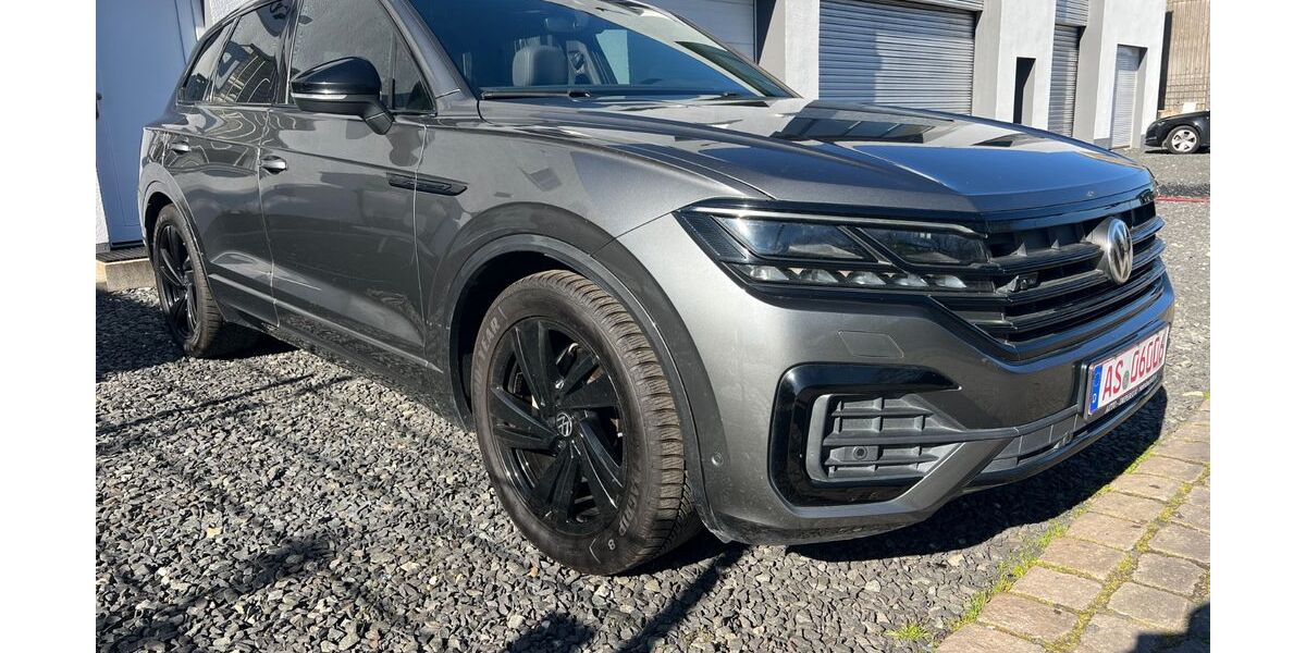 VW Touareg 281.000 km 24.999 &euro; Sulzbach Rosenberg 92237