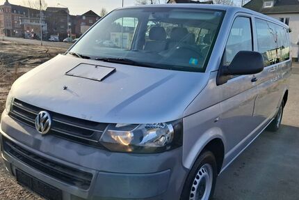 VW T5 Transporter 251.000 km 9.950 &euro; Paderborn 33100