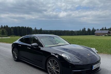 Porsche Panamera 135.680 km 49.000 &euro; Lindau Bodensee 88131