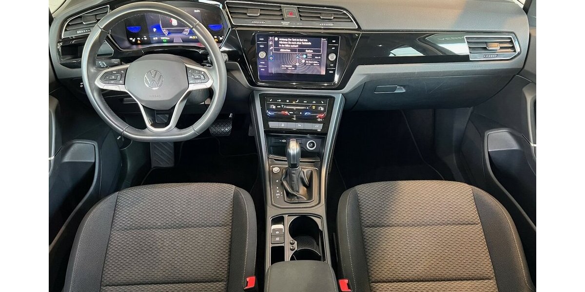 VW Touran Comfortline BMT Start-Stopp 7 Sitzer *Pano* 75.850 km 27.499 € Mainz-Kostheim 55246