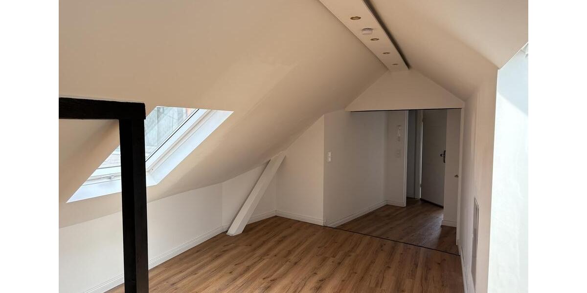 Dachgeschoßwohnung Koblenz Bisholder - 3 Zimmer, 72 m&sup2;, 850&euro; | Angebot:26646528