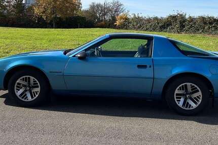 Pontiac Firebird 63.000 km 22.950 &euro; Mannheim 68165
