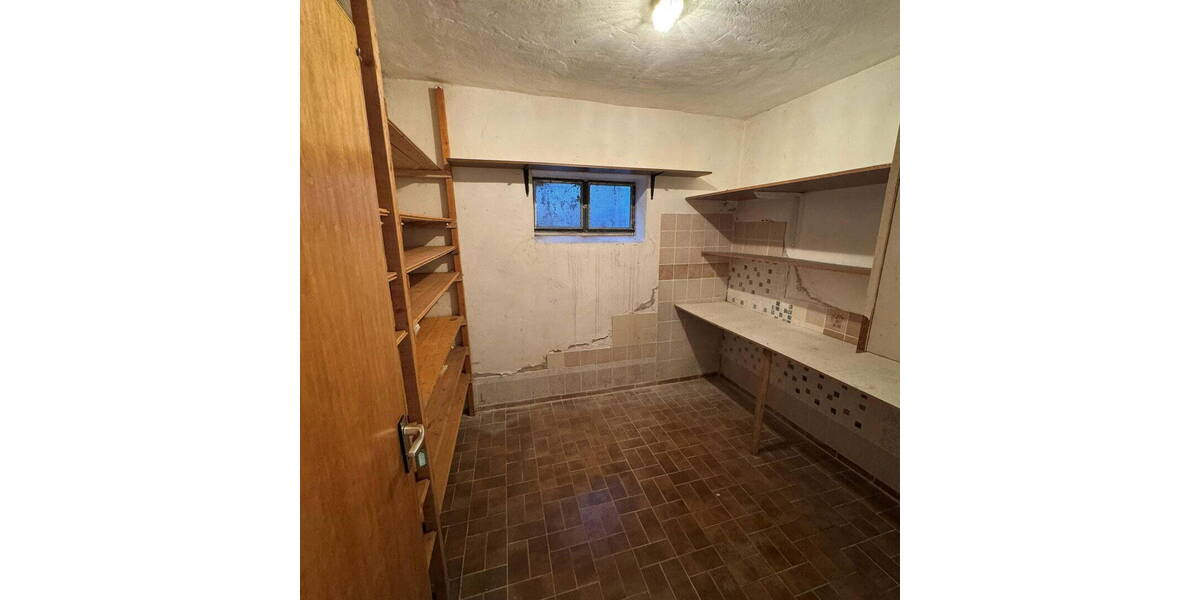 Einfamilienhaus Nidda - 6 Zimmer, 160 m&sup2;, 340.000&euro; | Angebot:26306906