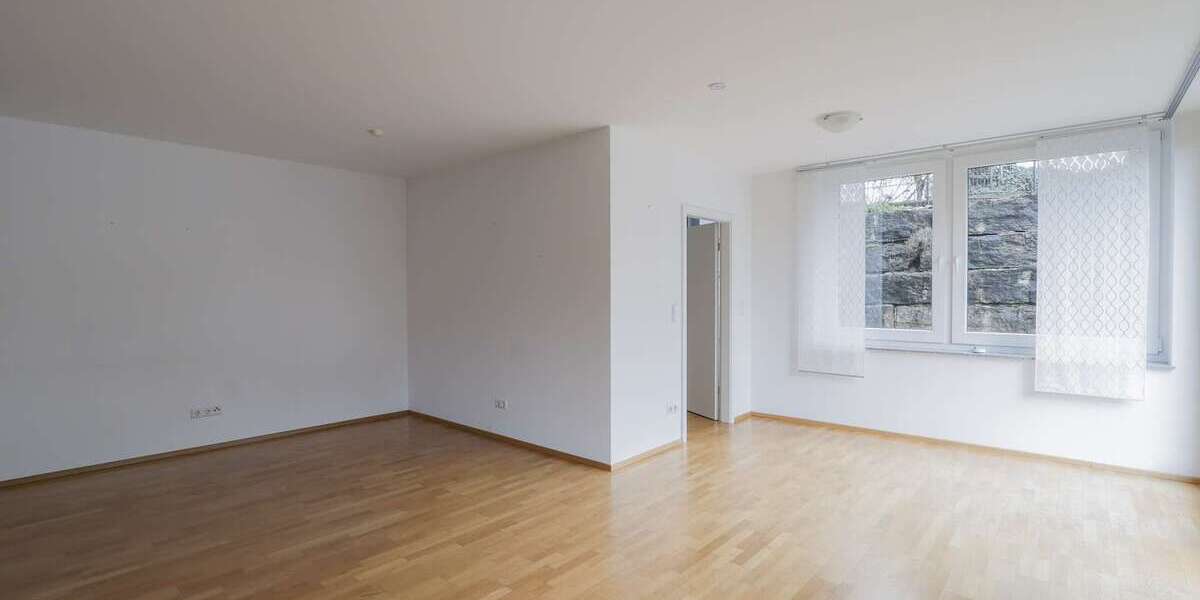 Etagenwohnung Heilbronn Kernstadt - 4 Zimmer, 146 m&sup2;, 1.750&euro; | Angebot:26119647