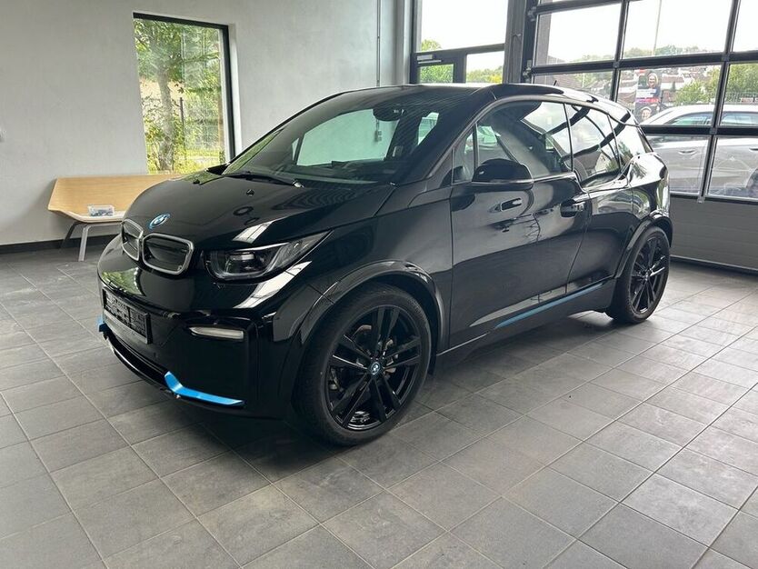 i3