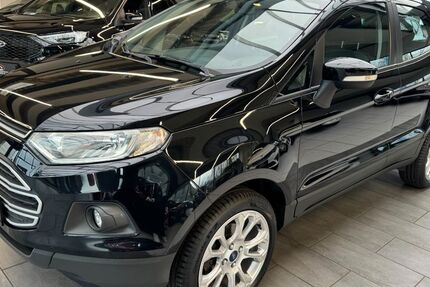 Ford EcoSport 38.000 km 9.999 &euro; Detmold 32758