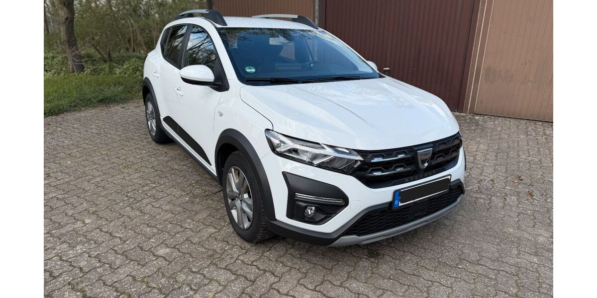 Dacia Sandero 79.300 km 11.395 &euro; Köln 50937