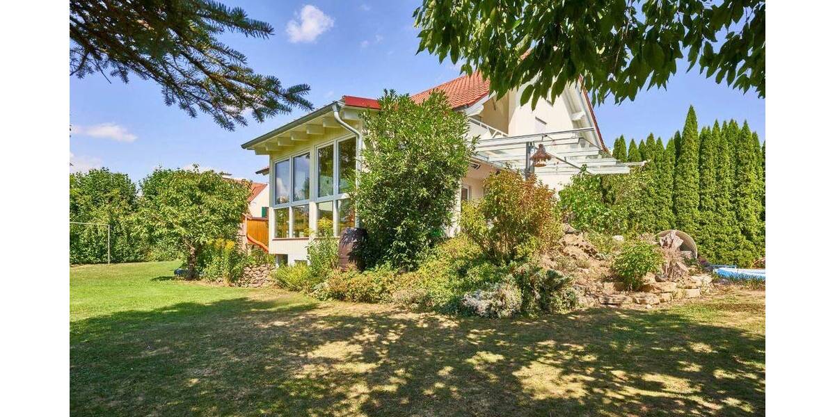 Einfamilienhaus Lauingen (Donau) Lauingen - 4 Zimmer, 225 m&sup2;, 820.000&euro; | Angebot:26731022