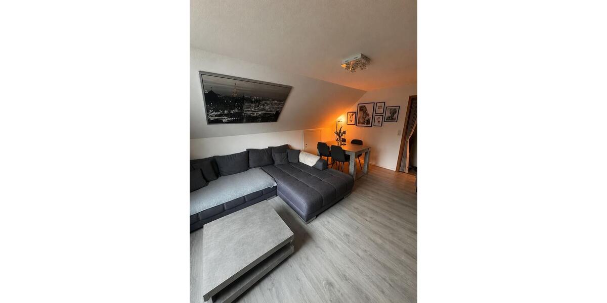 Dachgeschoßwohnung Itzehoe - 3 Zimmer, 70 m&sup2;, 825&euro; | Angebot:26649690