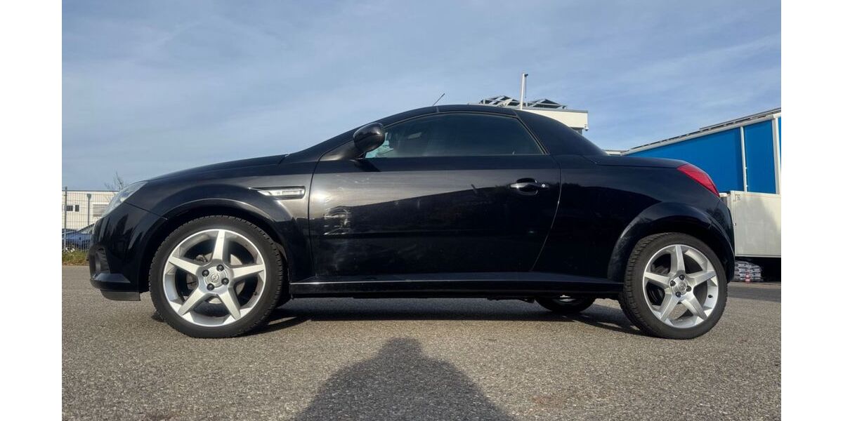 Opel Tigra 69.190 km 4.999 &euro; Markgröningen 71706