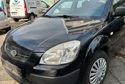 Kia Rio 287.000 km 1.390 &euro; Mönchengladbach 41239