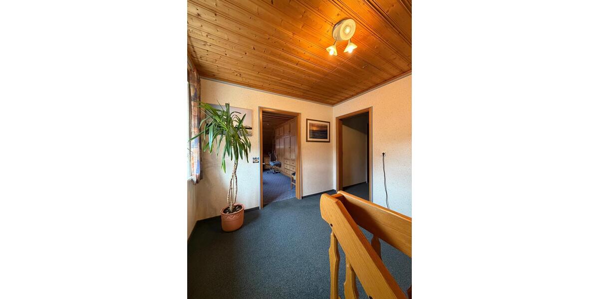 Einfamilienhaus Ursberg - 7 Zimmer, 160 m&sup2;, 499.000&euro; | Angebot:26728202