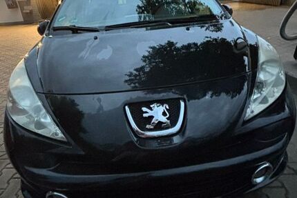 Peugeot 207 176.600 km 1.400 € Wiesbaden 65203