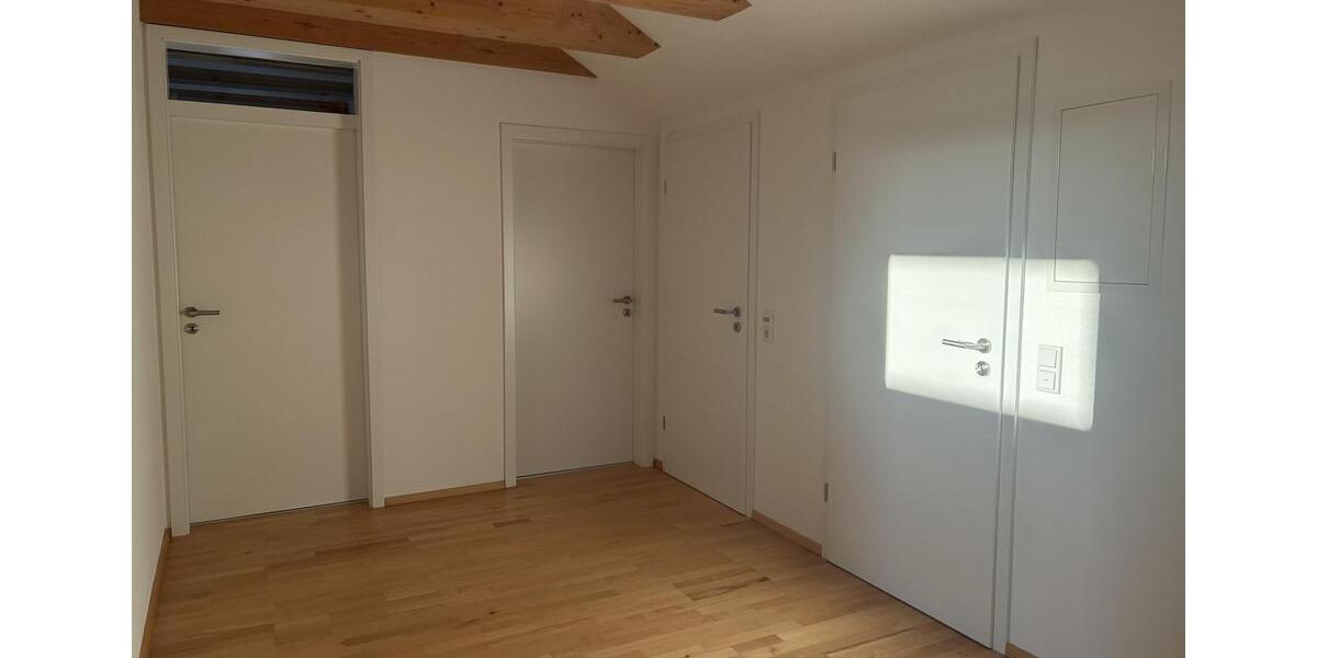 Dachgeschoßwohnung Karlshuld - 3 Zimmer, 140 m&sup2;, 1.250&euro; | Angebot:25145331
