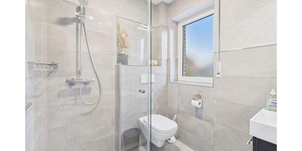 Einfamilienhaus Bockhorn - 5 Zimmer, 147 m&sup2;, 395.000&euro; | Angebot:25730510