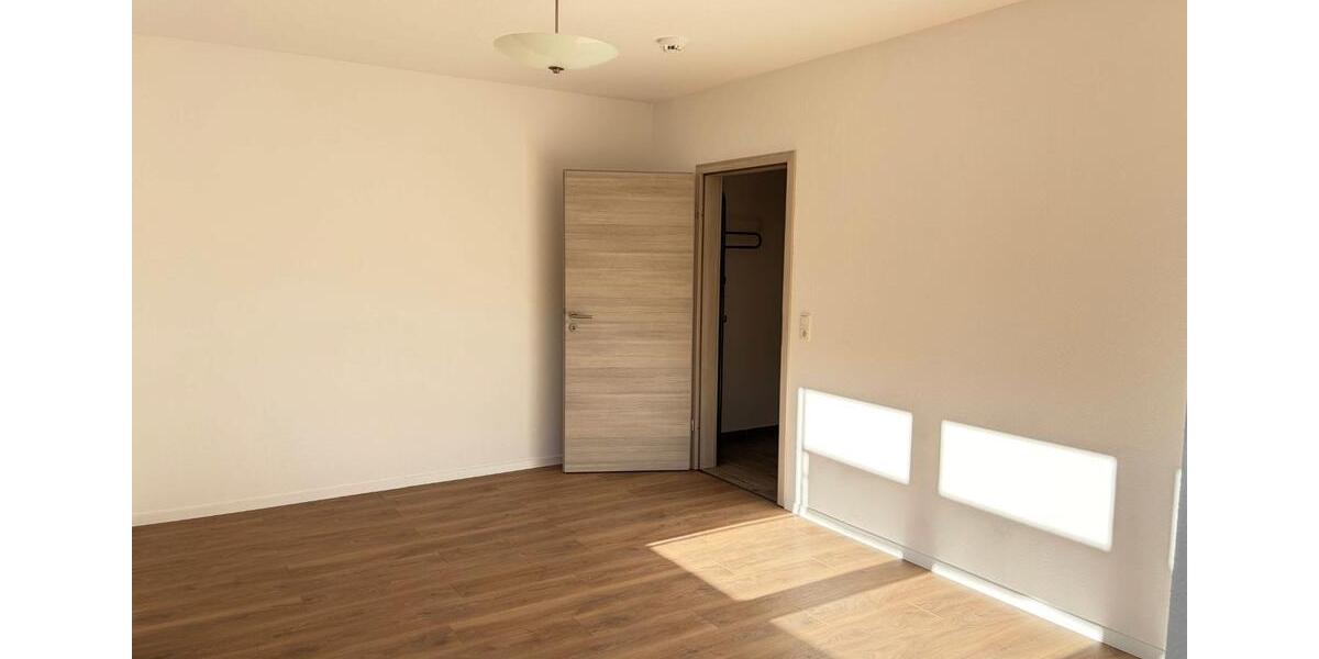 Erdgeschoßwohnung Würzburg Lindleinsmühle - 2 Zimmer, 62 m&sup2;, 275.000&euro; | Angebot:26341842