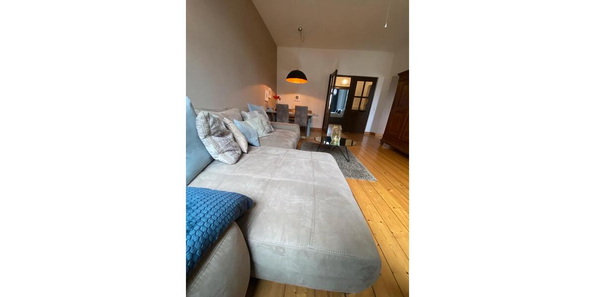 Etagenwohnung Andernach - 2 Zimmer, 70 m&sup2;, 1.350&euro; | Angebot:26253300