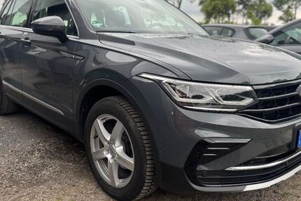 VW Tiguan 72.920 km 29.399 &euro; Isernhagen OT Altwarmbüchen bei Hannover A2/A7 30916