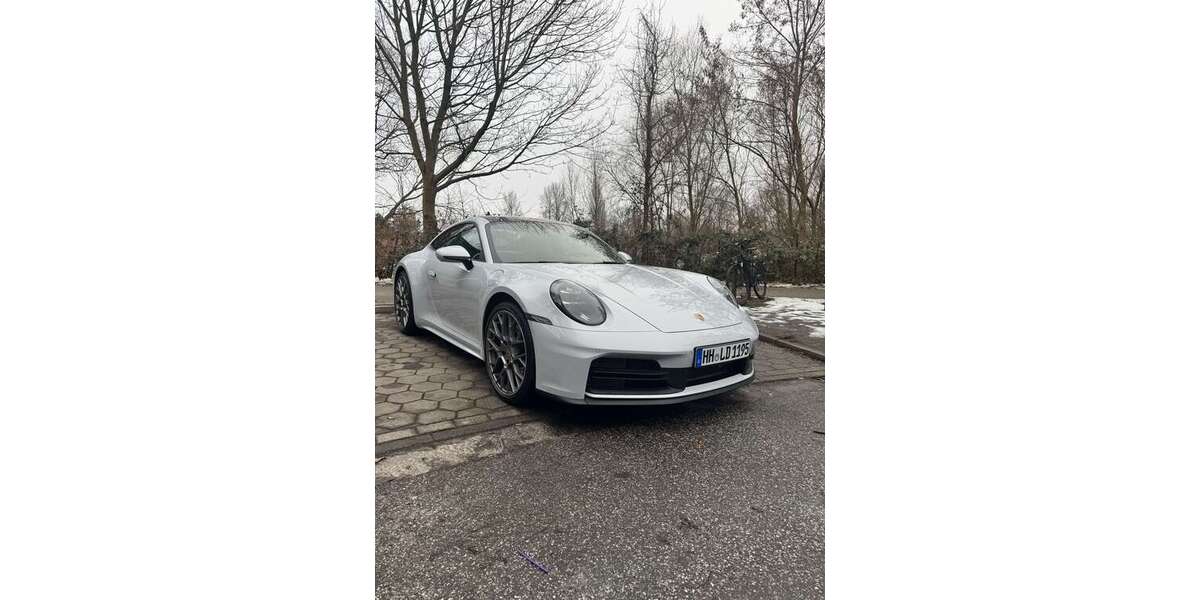 Porsche 992 9.700 km 136.500 &euro; Hamburg 22083