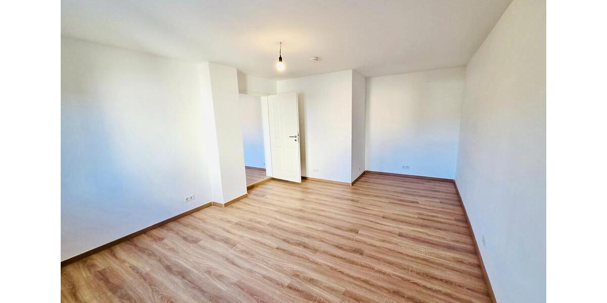 Moderne 1-2 Wohnungen 200qm sofort frei in Ober-Ramstadt Zentrum 6 zimmer