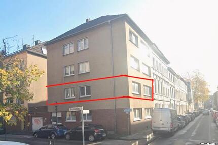 Attraktive 4-Zimmer-Wohnung mit großen Balkon in Krefeld-Cracau 4 zimmer