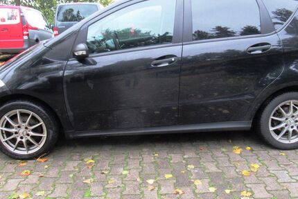 Mercedes-Benz A 160 320.000 km 2.280 € Gröbern bei Meissen 01689