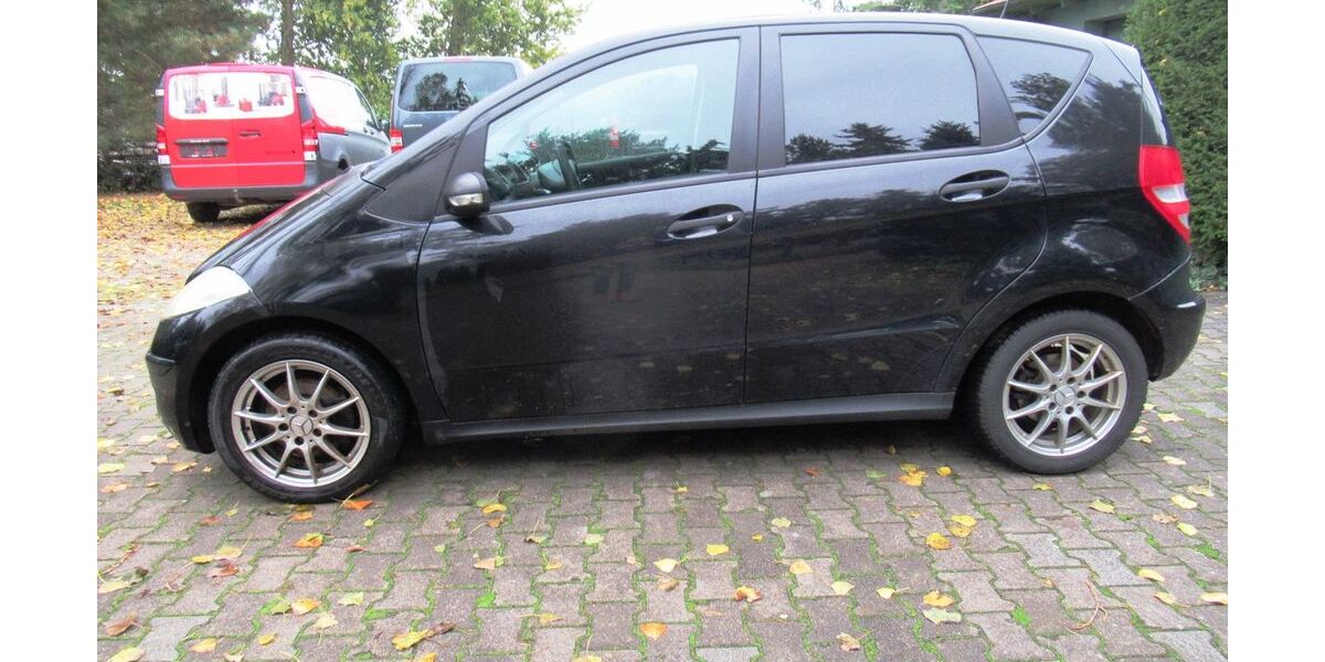 Mercedes-Benz A 160 320.000 km 2.280 € Gröbern bei Meissen 01689