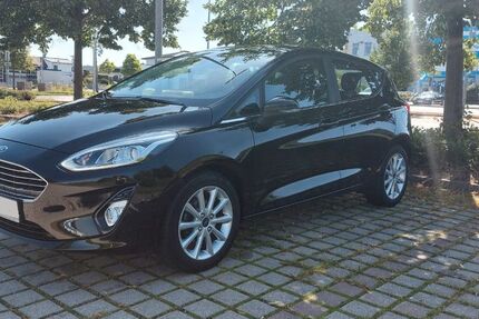Ford Fiesta 108.000 km 8.400 &euro; Wernberg-Köblitz 92533