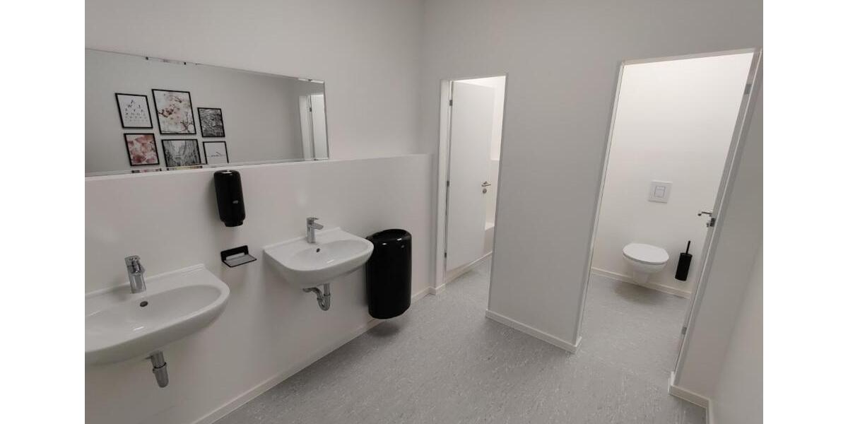 1A Innenstadt-Lage in Schwabach : Laden, Cafe, Gastro - OHNE PROV zimmer