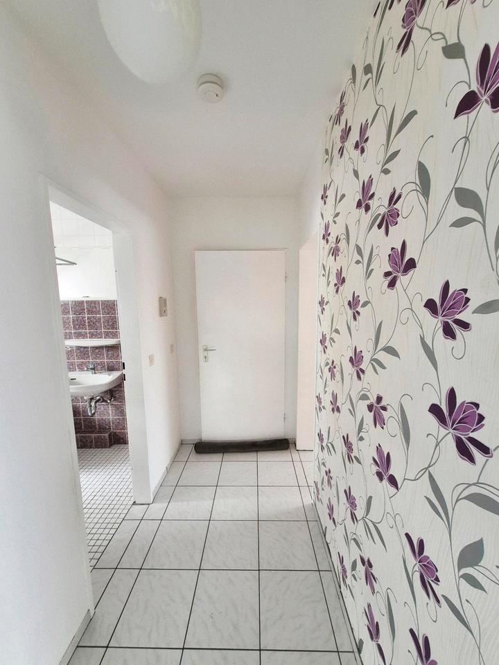 3 Zimmerwohnung mit großem Balkon in Vorst zimmer