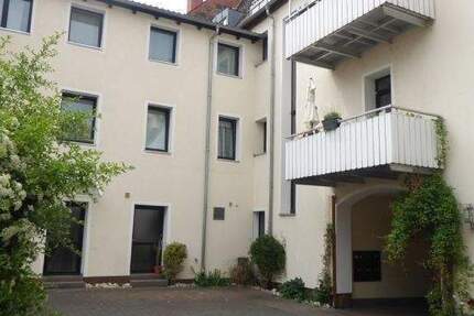 Helle 4-Zimmer-Maisonettewohnung in ruhiger Lage - Fürth Zentrum. 4 zimmer