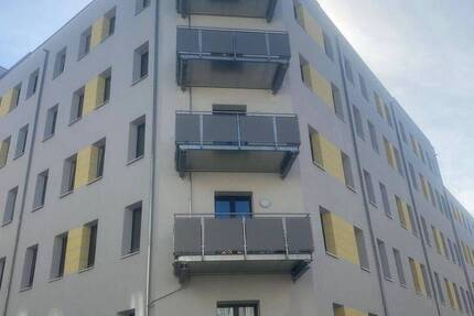 Zentrumsnah & grün: Wohnen mit Flair, Aufzug, Balkon, 2 Bädern und Fußbodenheizung!