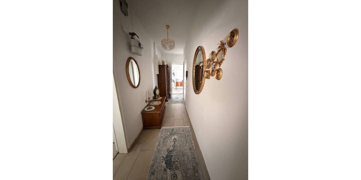 Etagenwohnung Fürth Innenstadt - 4 Zimmer, 93 m&sup2;, 930&euro; | Angebot:26434523