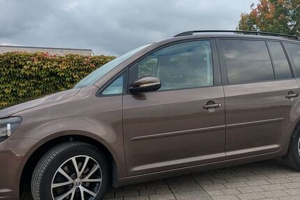 VW Touran 223.000 km 8.700 € Oedheim 74229