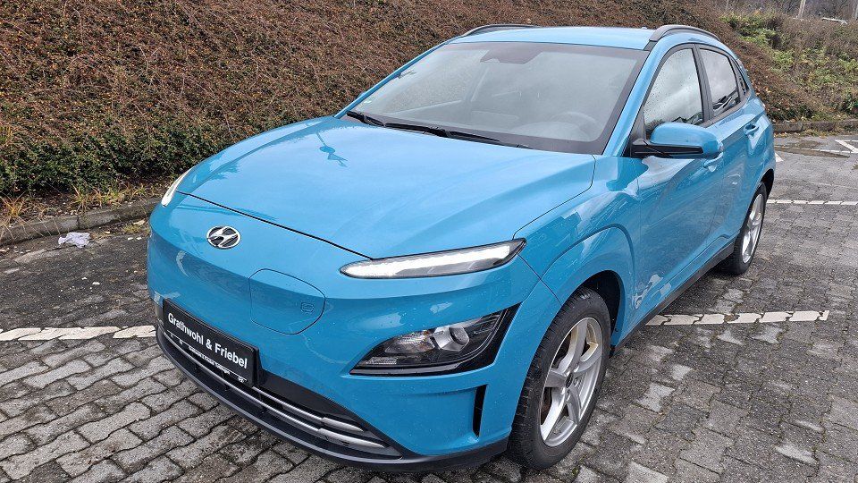 Hyundai KONA 55.332 km 17.990 &euro; Tuttlingen 78532