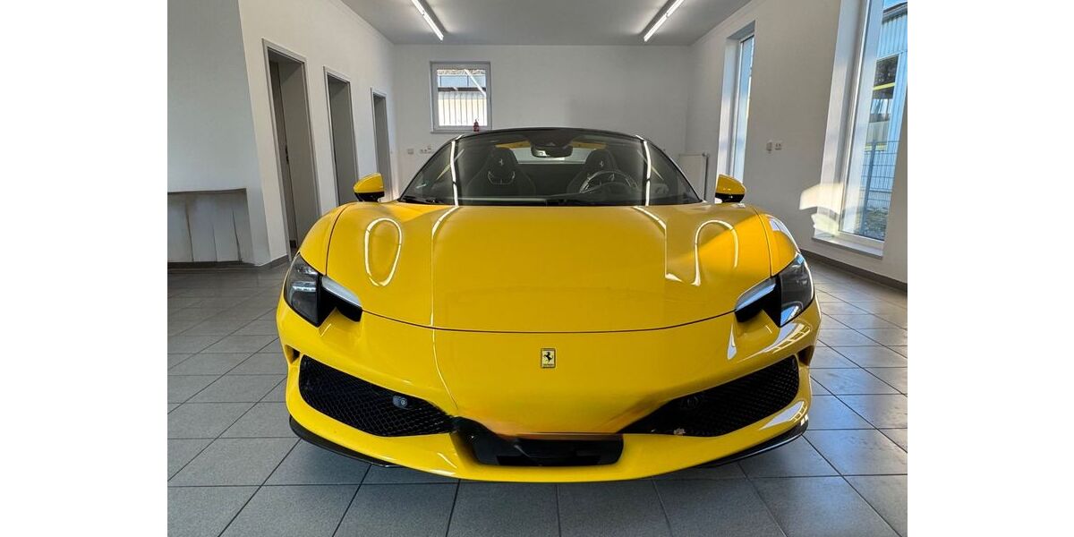 Ferrari 296 GTS 3.500 km 299.000 &euro; Reichertshofen 85084