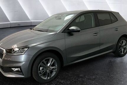 Skoda Fabia 9.990 km 24.980 &euro; Ludwigsfelde 14974