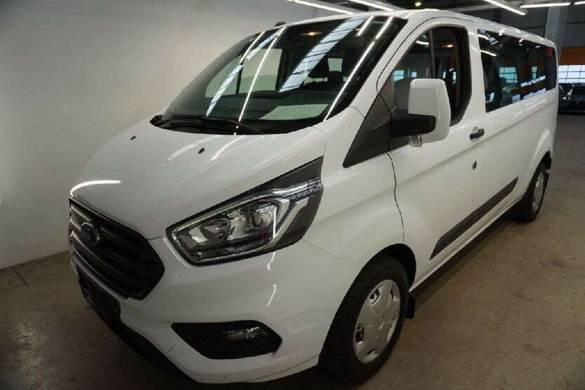 Ford Transit Custom 17.000 km 27.900 € Kelheim 93309