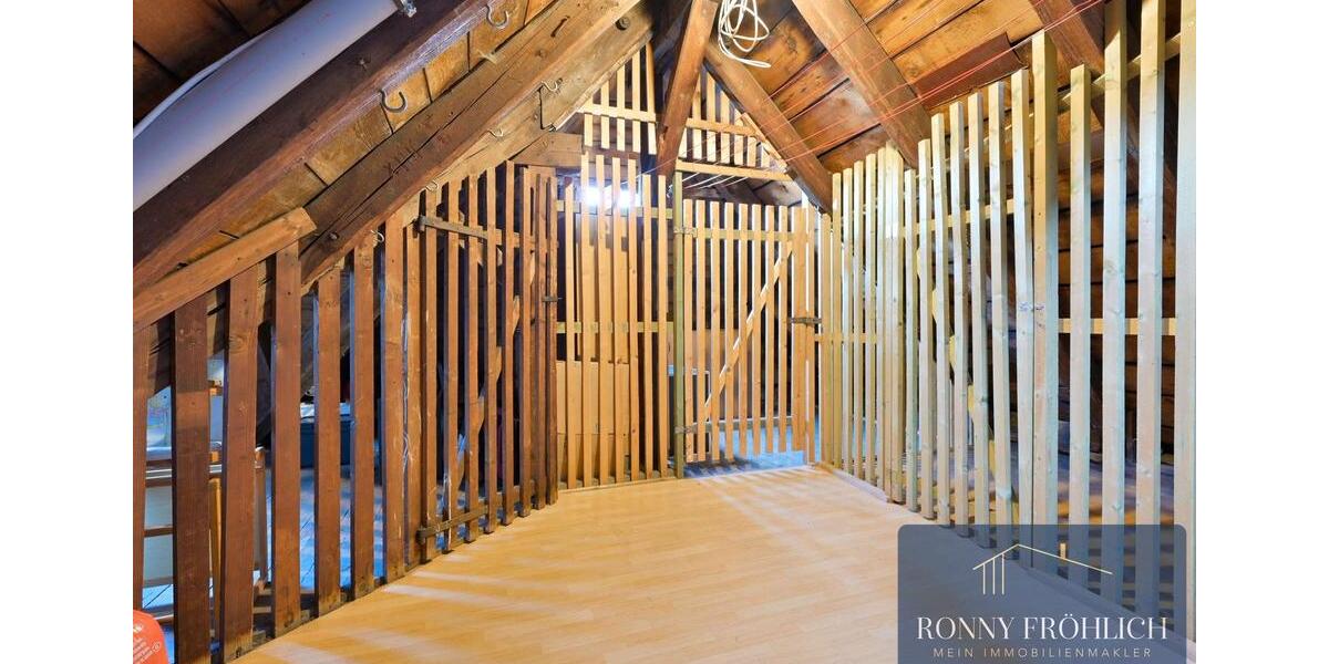 Dachgeschoßwohnung Thum - 2 Zimmer, 56 m&sup2;, 360&euro; | Angebot:25378473