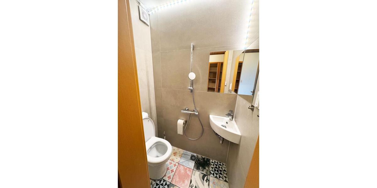 Reihenhaus Augsburg Lechhausen - 4 Zimmer, 94 m&sup2;, 450.000&euro; | Angebot:25406889