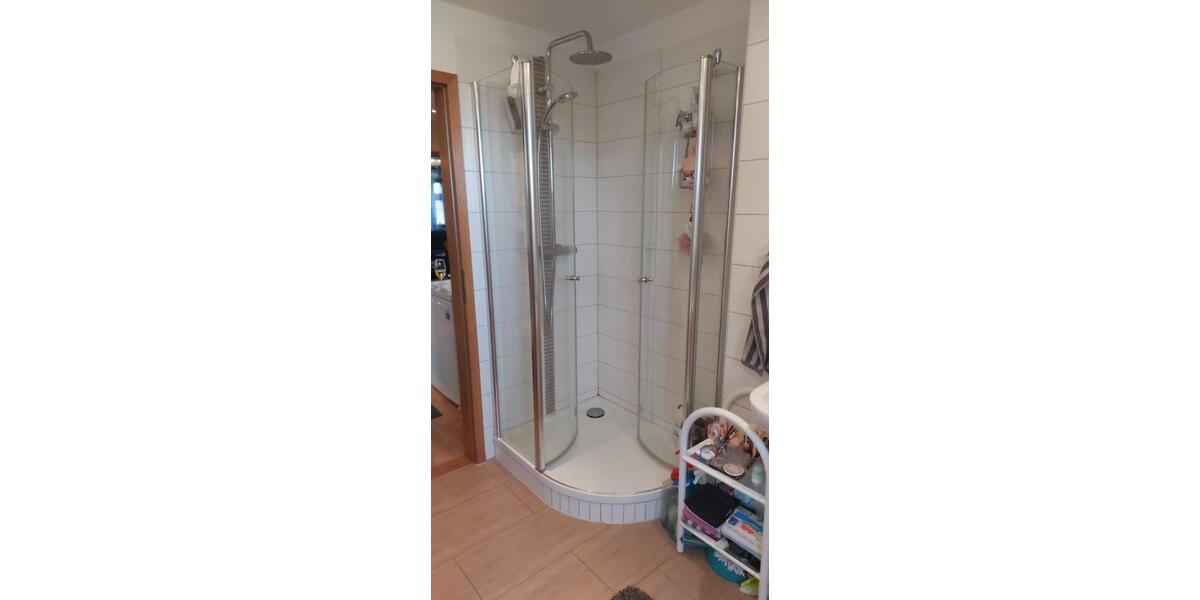 Etagenwohnung Werdau - 3 Zimmer, 70 m&sup2;, 390&euro; | Angebot:26411618