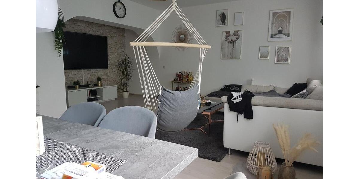 Großzügige 3,5 Zimmerwohnung, EG., mit Aussicht auf die Enz 3.5 zimmer