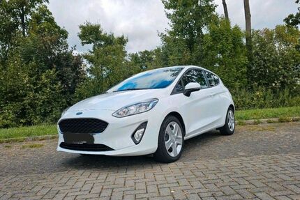 Ford Fiesta 83.500 km 7.900 &euro; Marl 45770