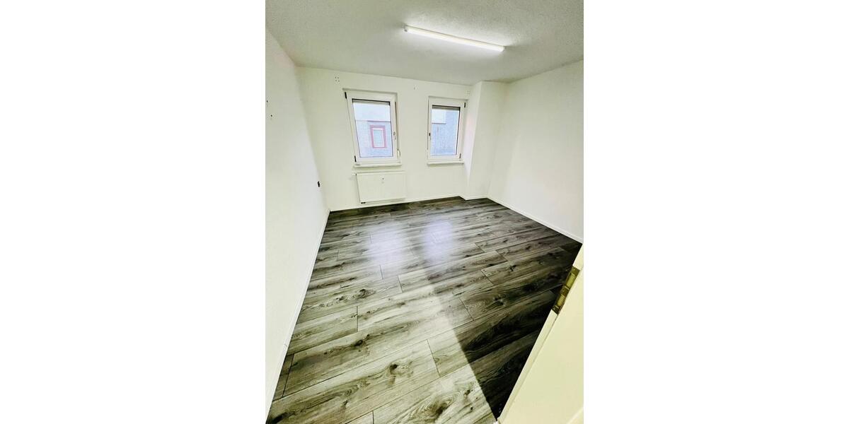 Einfamilienhaus Mosbach - 3.5 Zimmer, 100 m&sup2;, 950&euro; | Angebot:26581931