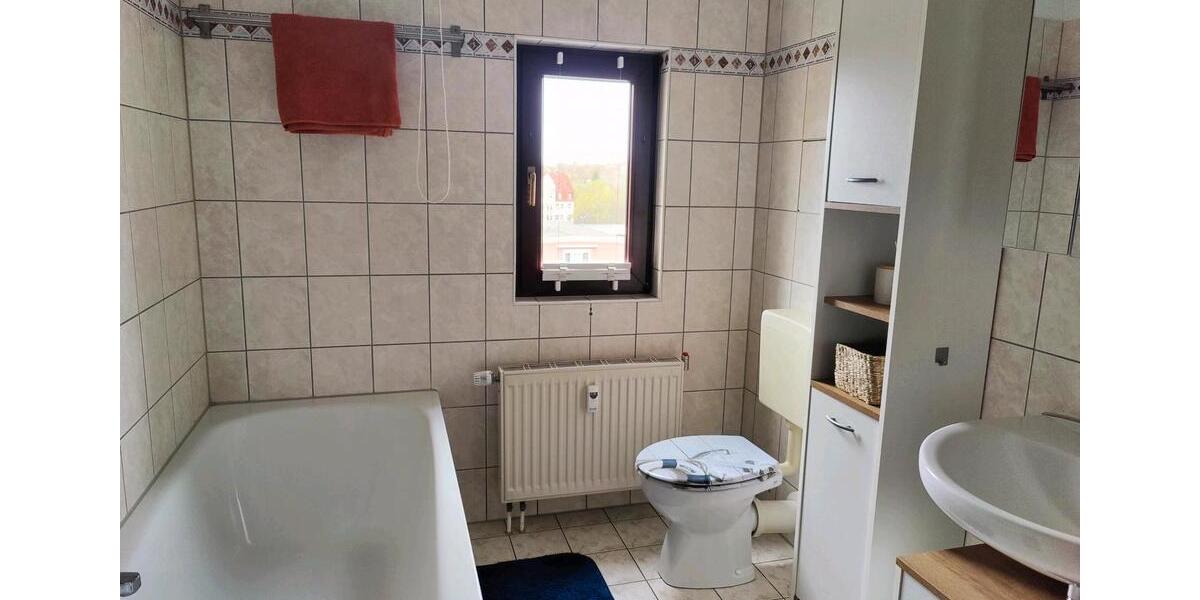 Etagenwohnung Reichenbach im Vogtland - 3 Zimmer, 59 m&sup2;, 310&euro; | Angebot:26339661