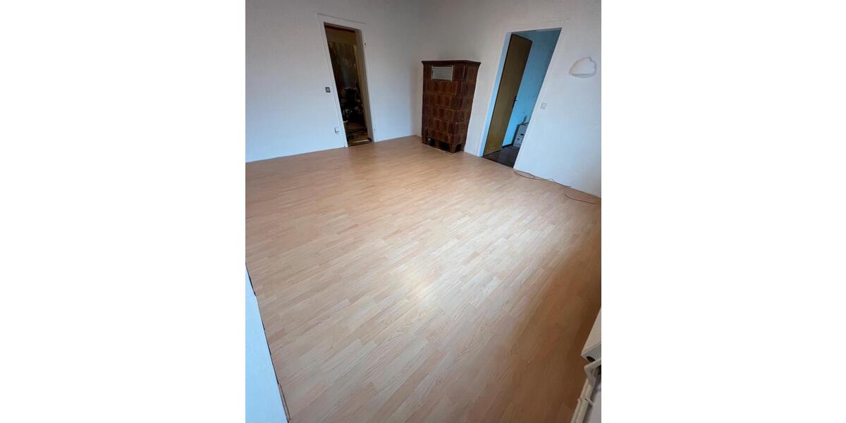 Einfamilienhaus Löwenberger Land - 7 Zimmer, 300 m&sup2;, 285.000&euro; | Angebot:26966042