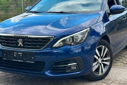 Peugeot 308 106.700 km 10.990 &euro; Wiesbaden 65203