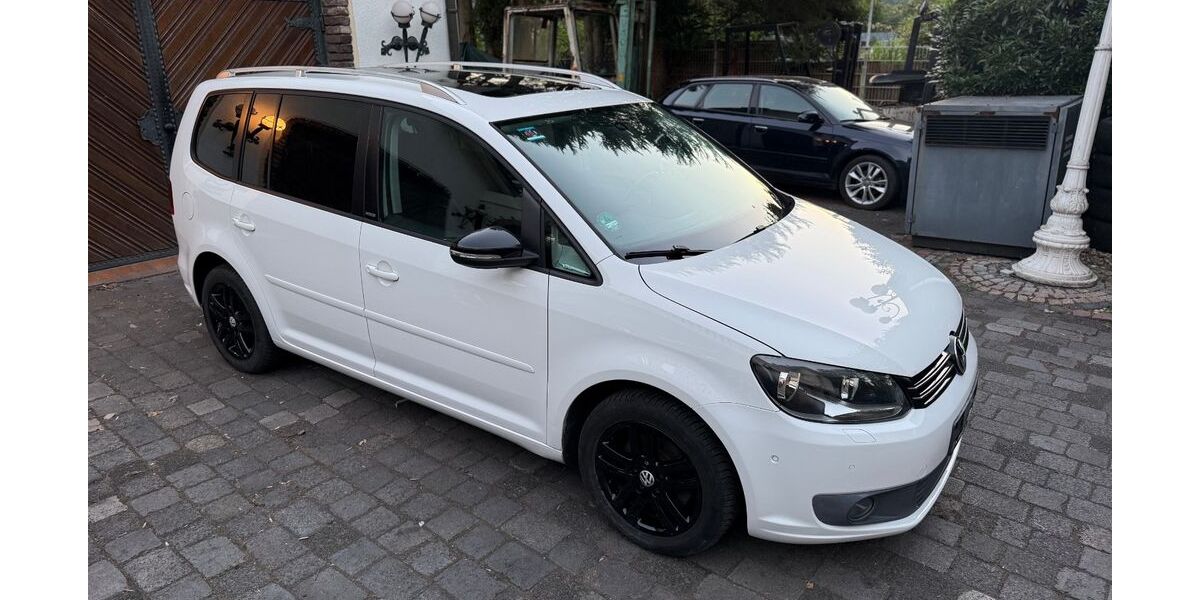 VW Touran 229.221 km 7.300 &euro; Neukirchen-Vluyn 47506